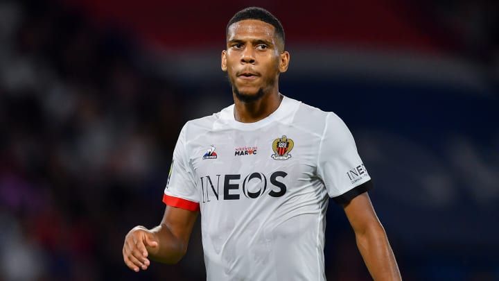 Jean-Clair Todibo est sur le départ de l'OGC Nice. Jean-Clair Todibo est sur le départ de l'OGC Nice.