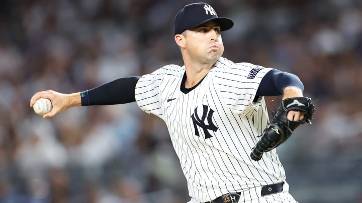 Cincinnati Reds v New York Yankees