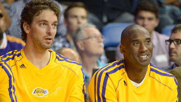 Pau Gasol and Kob
