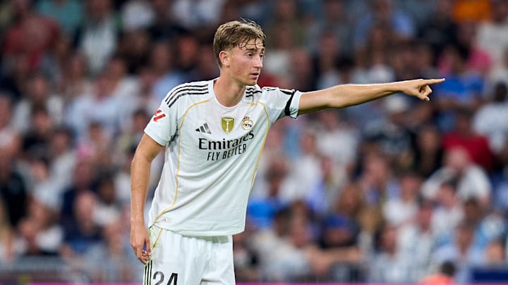 Dean Huijsen steht vor dem Comeback - rechtzeitig zum Clasico Dean Huijsen steht vor dem Comeback - rechtzeitig zum Clasico