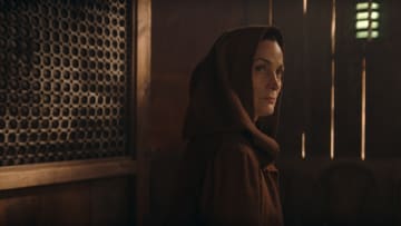 Jedi Master Indara (Carrie-Anne Moss) in Lucasfilm's THE ACOLYTE, exclusively on Disney+. ©2024 Lucasfilm Ltd. & TM. All Rights Reserved.