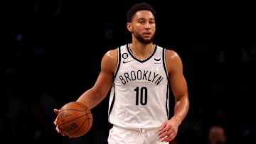 Ben Simmons jugó por primera vez desde junio del 2001