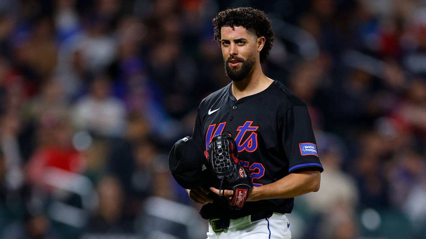 Cubs take a flyer on former All-Star closer in hopes of bolstering bullpen - Vimarsana News