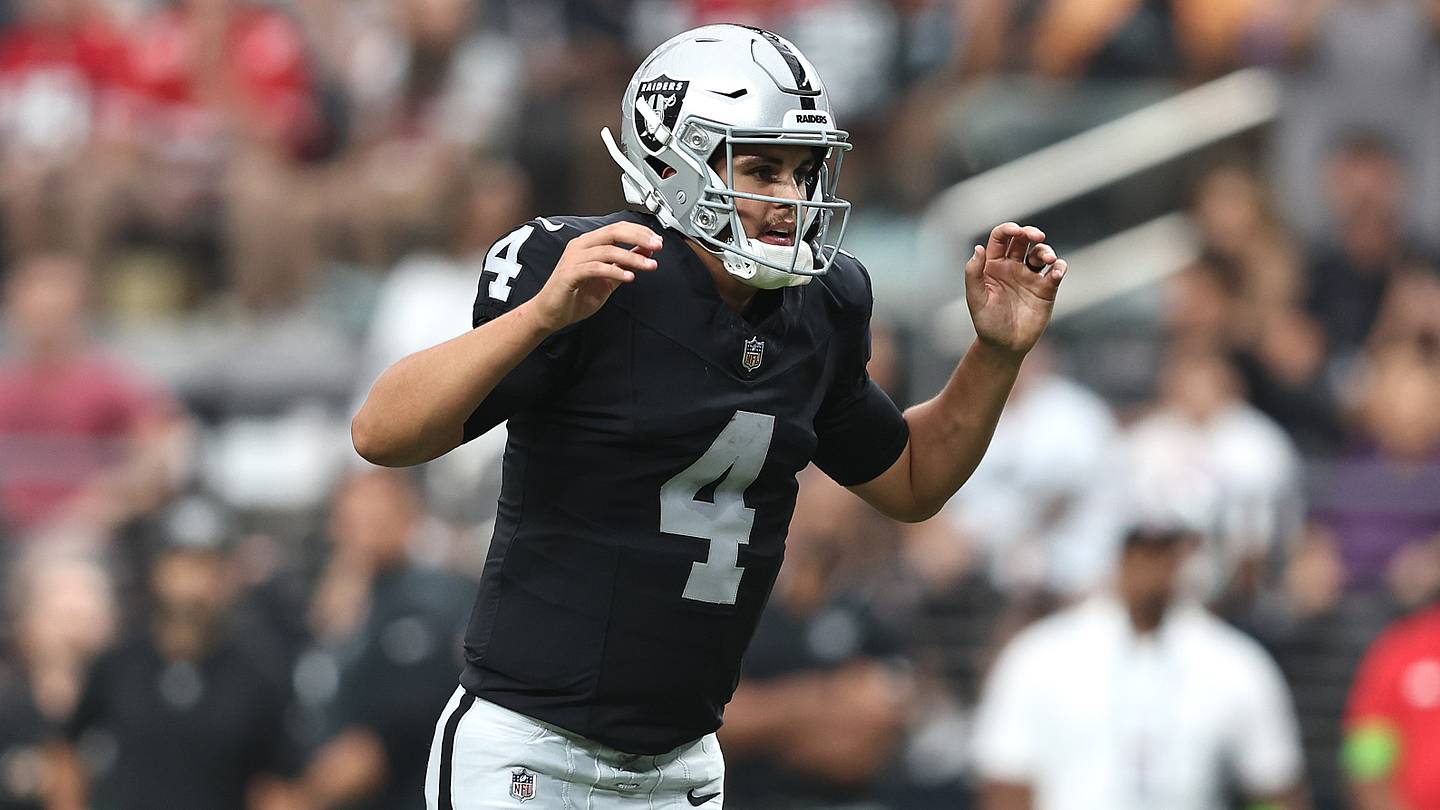 Aiden O'Connell's reason for changing his jersey number will make Raiders fans smile - Vimarsana News