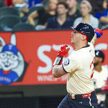 The Rangers are home favorites against the Red Sox on Saturday night.