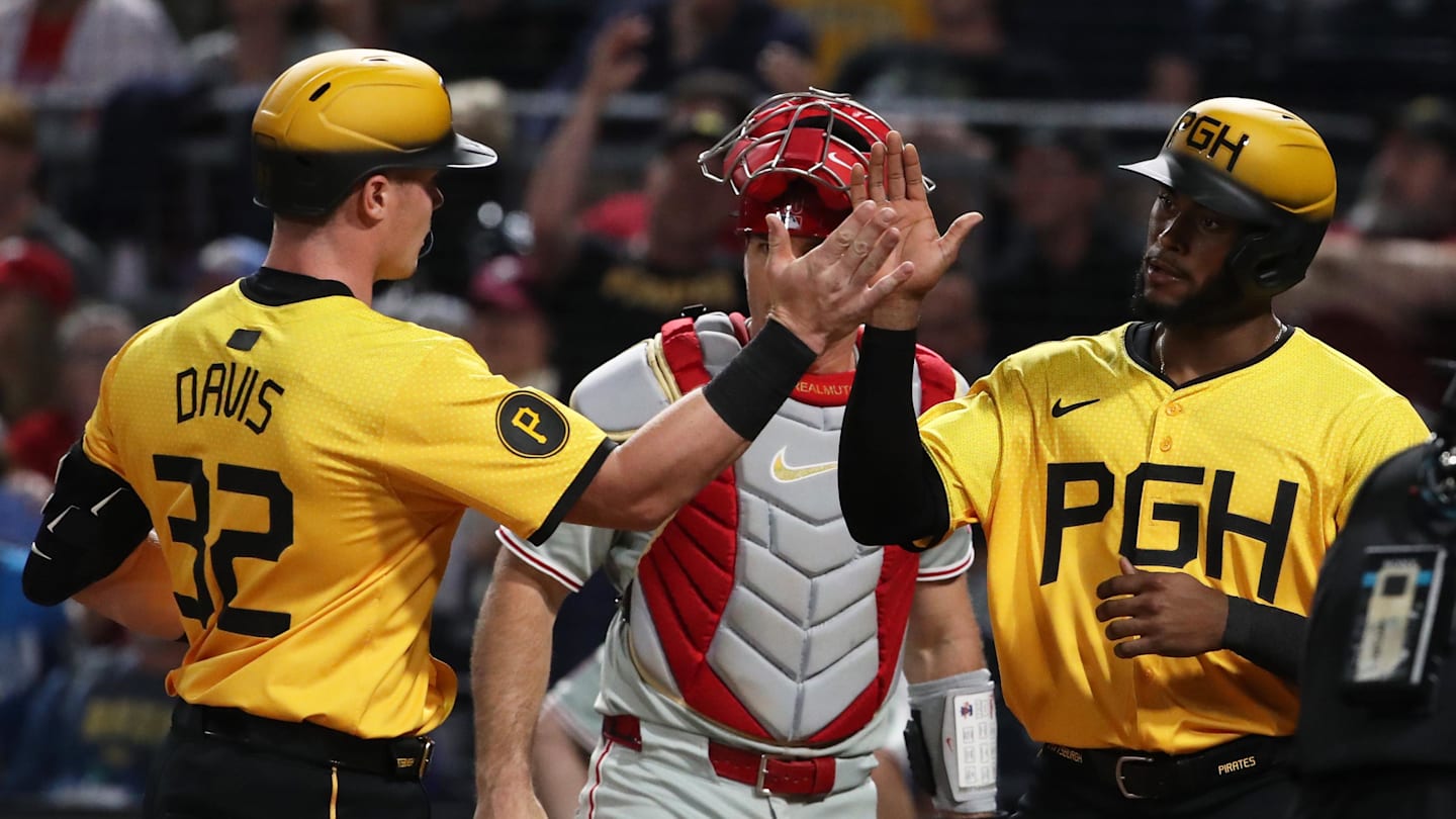 Pirates Walk-Off vs. Phillies in Series Opener