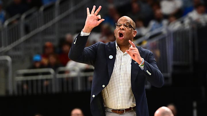 Mar 21, 2025; Milwaukee, WI, USA; North Carolina Tar Heels head coach Hubert Davis during the first half of a first round NCAA men’s tournament game against the Mississippi Rebels at Fiserv Forum. Mandatory Credit: Benny Sieu-Imagn Images