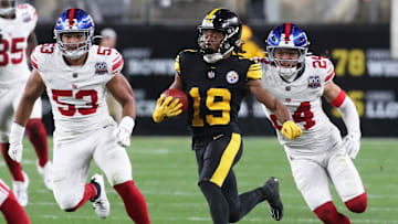 Oct 28, 2024; Pittsburgh, Pennsylvania, USA; Pittsburgh Steelers wide receiver Calvin Austin III (19) scores a touchdown on a seventy-five yard punt return against the New York Giants during the third quarter at Acrisure Stadium. Mandatory Credit: Charles LeClaire-Imagn Images
