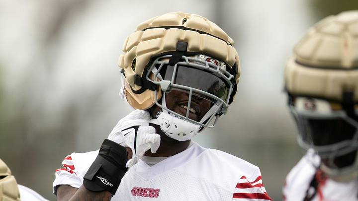 San Francisco 49ers defensive end Mykel Williams (98)