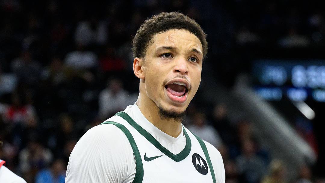 Mar 23, 2026; Inglewood, California, USA; Milwaukee Bucks guard Ryan Rollins (13) reacts during the second half against the Los Angeles Clippers at Intuit Dome. Mandatory Credit: William Liang-Imagn Images Mar 23, 2026; Inglewood, California, USA; Milwaukee Bucks guard Ryan Rollins (13) reacts during the second half against the Los Angeles Clippers at Intuit Dome. Mandatory Credit: William Liang-Imagn Images