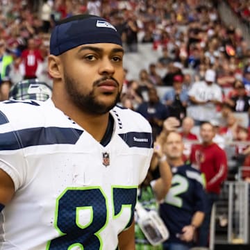 Dec 8, 2024; Glendale, Arizona, USA; Seattle Seahawks tight end Noah Fant (87) against the Arizona Cardinals at State Farm Stadium. Mandatory Credit: Mark J. Rebilas-Imagn Images