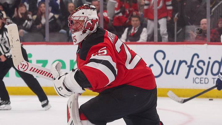 New Jersey Devils goaltender Jacob Markstrom (25): Ed Mulholland-Imagn Images