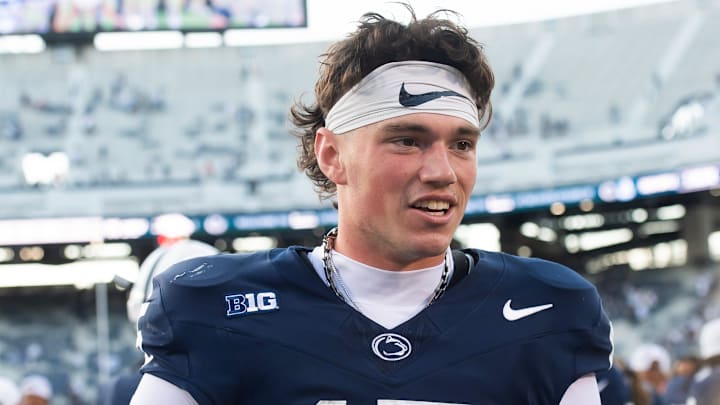 Penn State quarterback Drew Allar (15)
