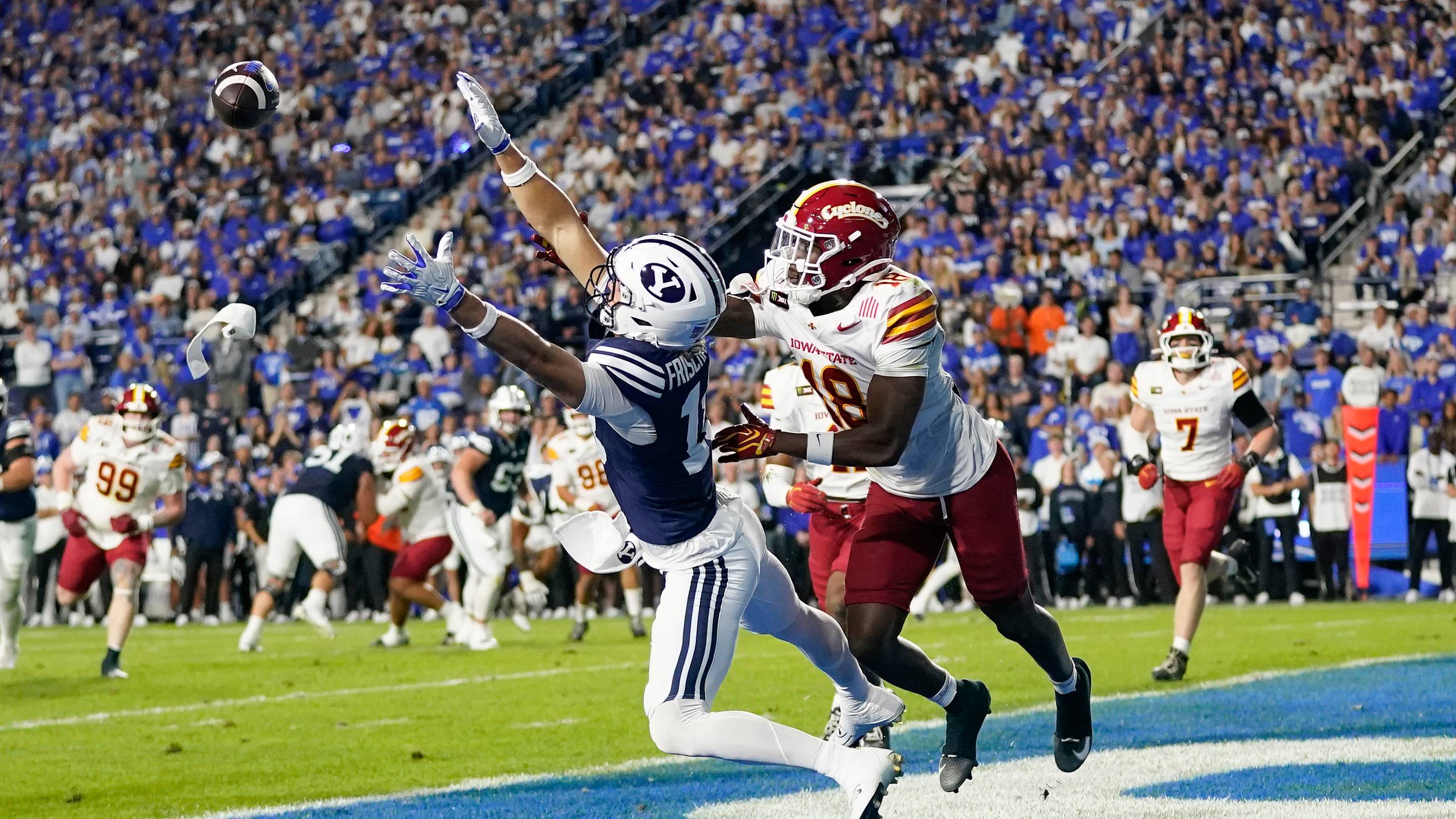 Iowa State Football Has a Defensive Coverage Problem