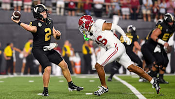 Vanderbilt Commodores quarterback Diego Pavia (2)