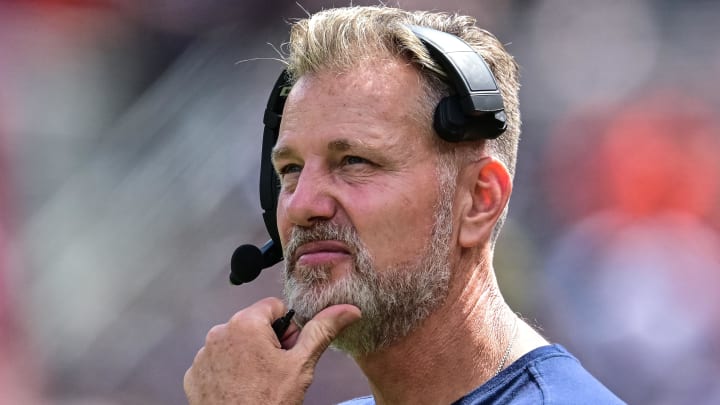 Matt Eberflus coaches at Soldier Field against the Bengals. GM Ryan Poles is impressed with his ability to unite the Bears.