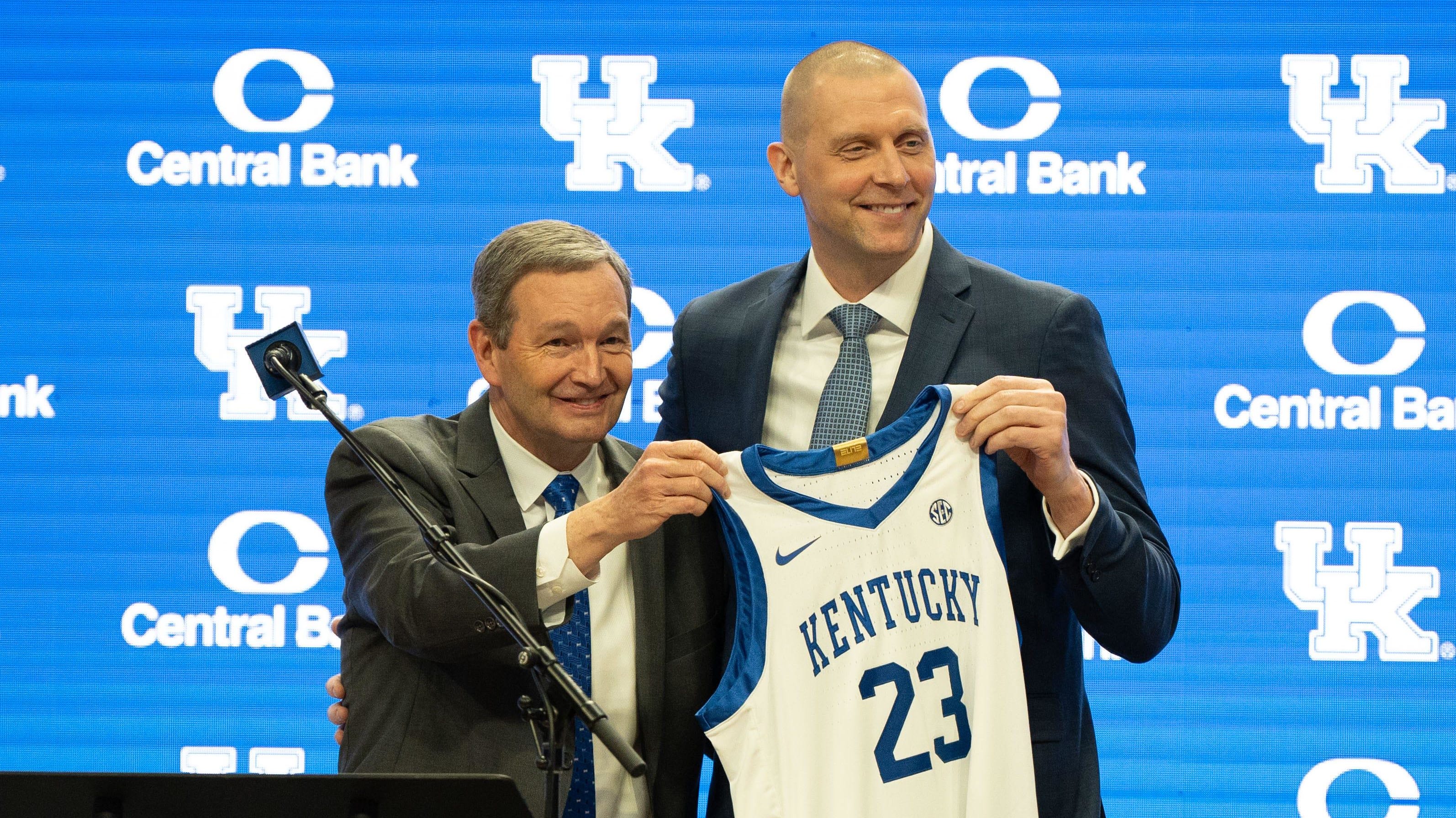 Kentucky athletic director Mitch Barnhart introduces new men’s basketball coach Mark Pope.