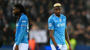 Victor Osimhen (re.) will Neapel verlassen