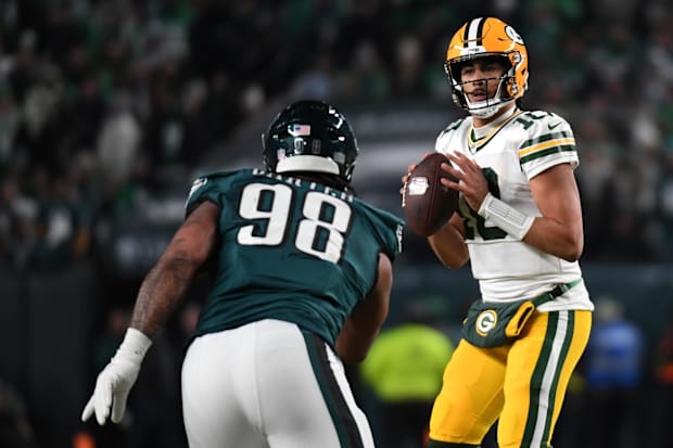 Green Bay Packers quarterback Jordan Love (10) was under pressure against the Philadelphia Eagles.