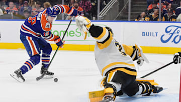 Pittsburgh Penguins v Edmonton Oilers