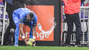Payet a été victime de jet de bouteille