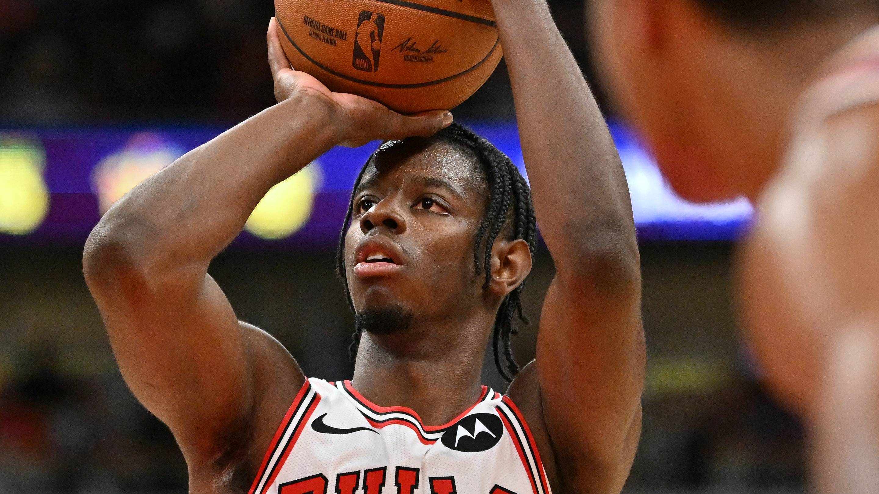 Takeaways & Player Grades After Bulls Down Suns in Physical Preseason Opener