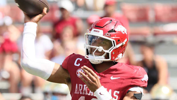 Arkansas Razorbacks quarterback Taylen Green (10) passes during the third quarter against the Notre Dame Fighting Irish