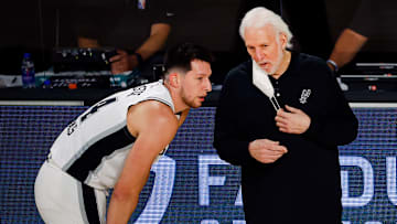 San Antonio Spurs Gregg Popovich, Drew Eubanks