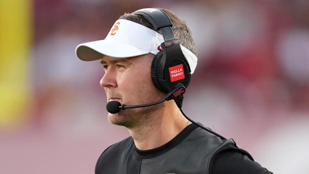 USC Trojans coach Lincoln Riley running back commit Shahn Alston Waymond Jordan 2026 recruiting class Big Ten Football