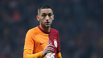 Galatasaray v Fatih Karagumruk - Turkish Super League