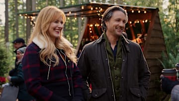 Virgin River. (L to R) Alexandra Breckenridge as Mel Monroe, Martin Henderson as Jack Sheridan in episode 511 of Virgin River. Cr. Courtesy of Netflix © 2023