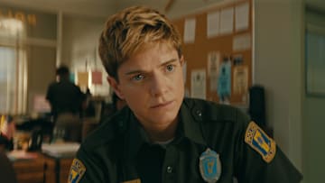 WAYWARD. Mae Martin as Alex Dempsey in episode 103 of Wayward