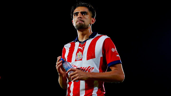 Ricardo Marín seguiría sin aparecer con las Chivas tras haberse lesionado en la Liguilla pasada contra Pumas. Ricardo Marín seguiría sin aparecer con las Chivas tras haberse lesionado en la Liguilla pasada contra Pumas.