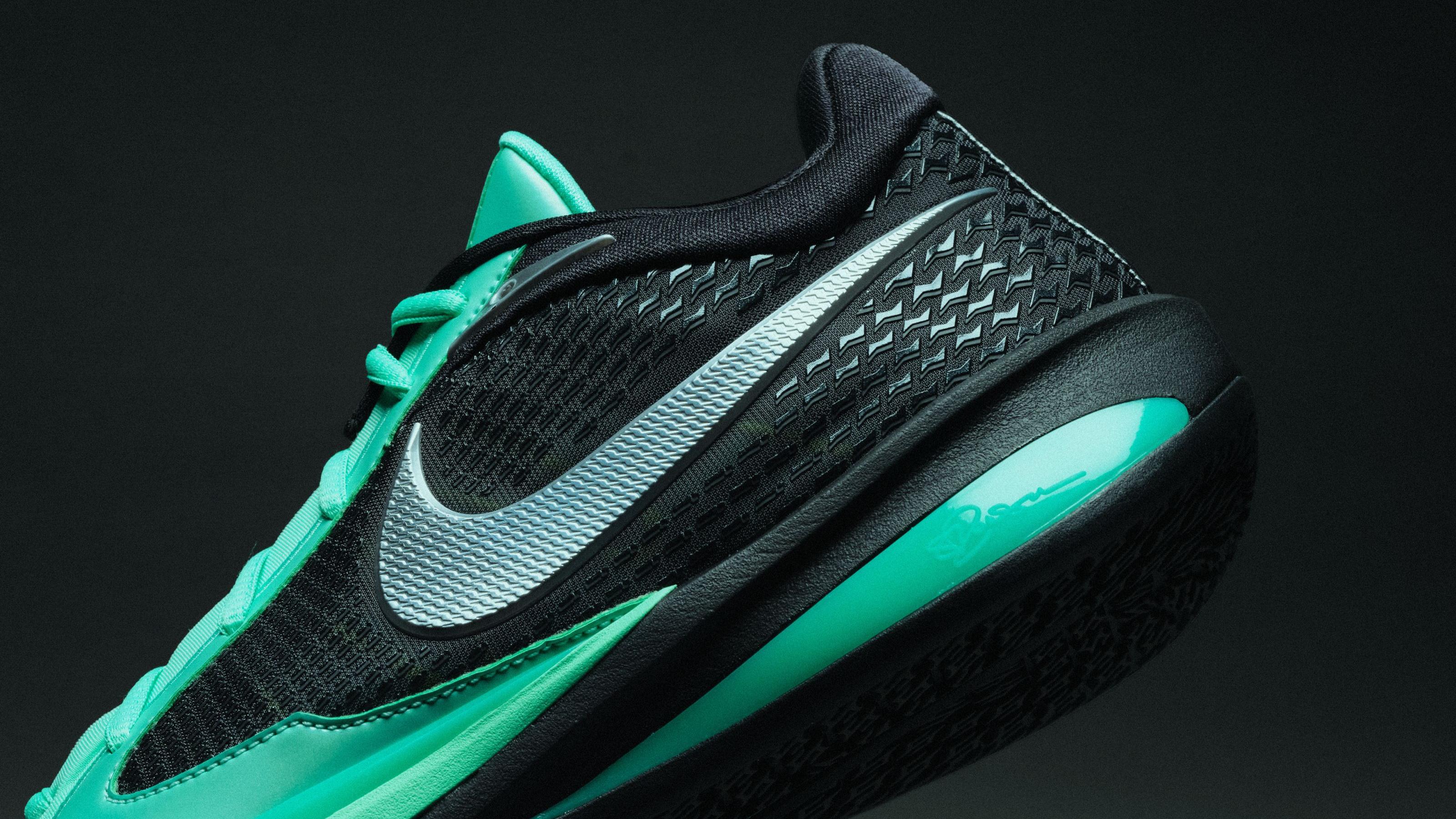 Nike Sabrina Ionescu バスケットシューズ Sabrina Ionescu Debuts 4th Signature Nike Basketball Shoe