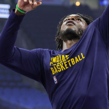Mar 10, 2024; Orlando, Florida, USA; Indiana Pacers forward Jarace Walker (5) warms up before the game against the Orlando Magic at KIA Center. Mandatory Credit: Mike Watters-USA TODAY Sports