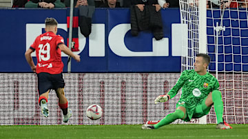 FBL-ESP-LIGA-OSASUNA-BARCELONA
