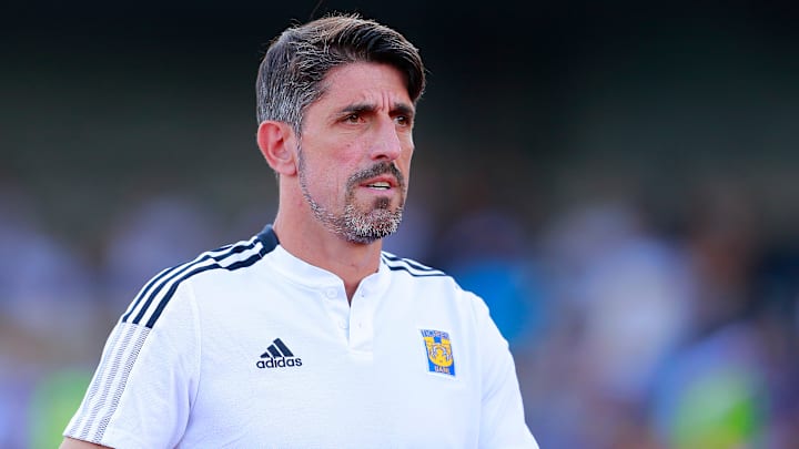 Veljko Paunovic busca ganar su primer Clásico Regio Veljko Paunovic busca ganar su primer Clásico Regio