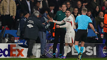 Pedro Neto a eu une mauvais geste envers un ramasseur de balle