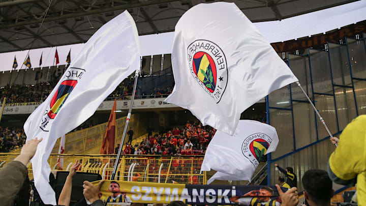 Fenerbahçe taraftarları