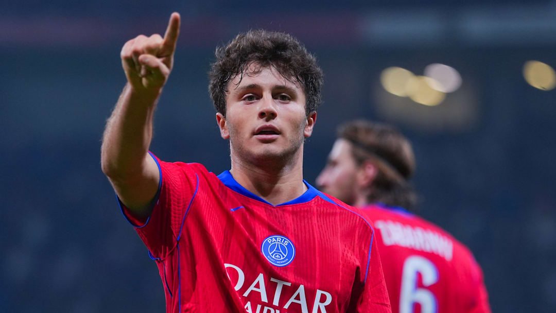 Joao Neves et le PSG vont pouvoir étrenner leur quatrième maillot lors de PSG - Tottenham en Ligue des Champions