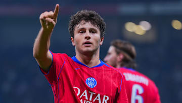 Joao Neves et le PSG vont pouvoir étrenner leur quatrième maillot lors de PSG - Tottenham en Ligue des Champions