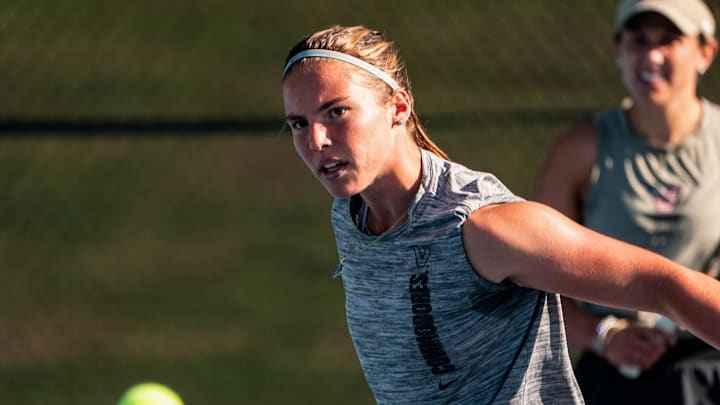 Vanderbilt defeated Florida 4-0 on Thursday, setting up a showdown against an Auburn team the Commodores haven't beaten since 2021. Vanderbilt defeated Florida 4-0 on Thursday, setting up a showdown against an Auburn team the Commodores haven't beaten since 2021.