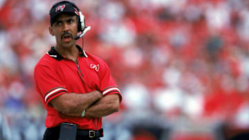 Former Tampa Bay Buccaneers head coach Tony Dungy wasn’t a fan of the team not kneeling to get Mike Evans to 1,000 yards.