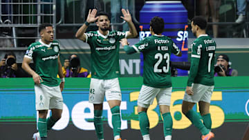 Palmeiras é o vice-líder do Brasileirão 2025