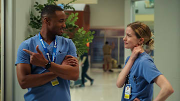 PULSE. (L to R) Jessie T. Usher as Sam Elijah and Willa Fitzgerald as Danny Simms in Episode 102 of Pulse