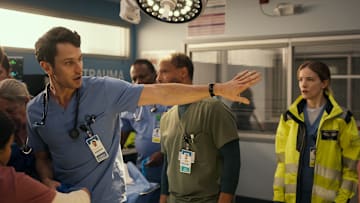 PULSE. (L to R) Colin Woodell as Xander Phillips and Willa Fitzgerald as Danny Simms in Episode 102 of Pulse