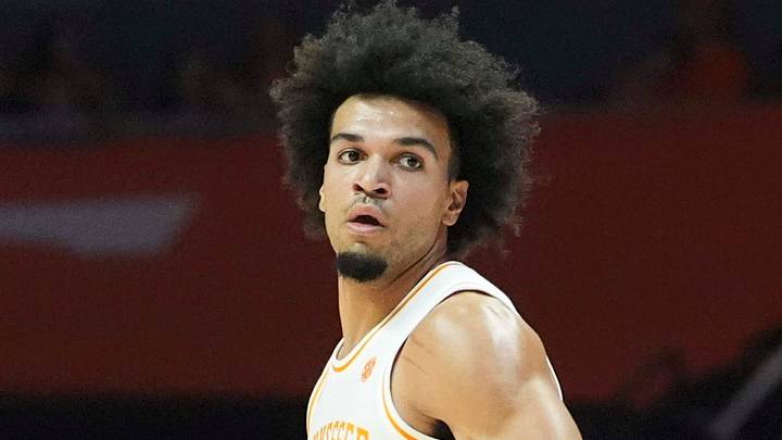 Tennessee's Ja'Kobi Gillespie (0) dribbles the ball during a men’s college basketball game between the Tennessee Vols and Vanderbilt Commodores, held at Thompson-Boling Arena at Food City Center in Knoxville, Tenn., March 7, 2026.