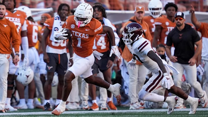 Texas Longhorns wide receiver Johntay Cook II (1) 