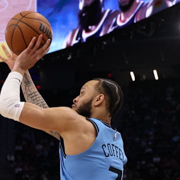 The Milwaukee Bucks will sign veteran free agent Amir Coffey to a one-year deal.