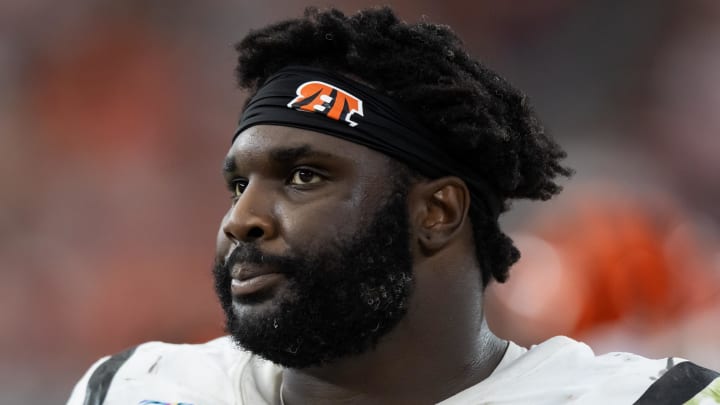 Oct 8, 2023; Glendale, Arizona, USA; Cincinnati Bengals defensive tackle DJ Reader (98) against the Arizona Cardinals at State Farm Stadium. Mandatory Credit: Mark J. Rebilas-USA TODAY Sports